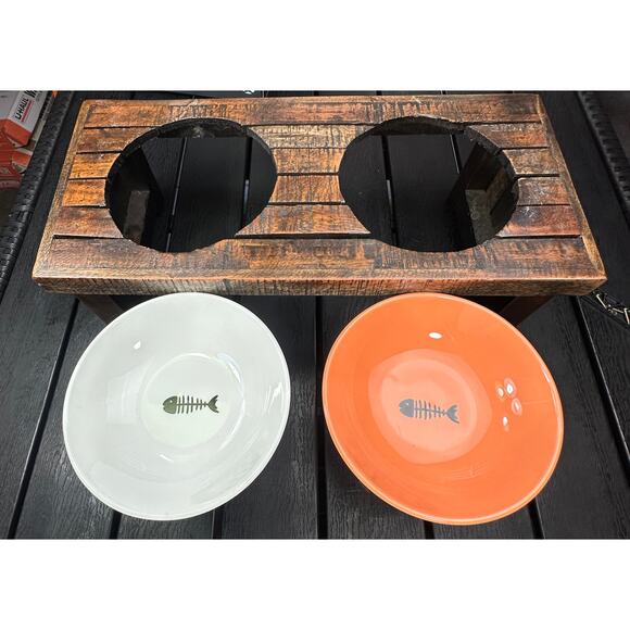 Rustic Wood Elevated Pet Feeder Farmhouse Country Style Cat Dog Feeder 17x8x6 - Picture 2 of 15